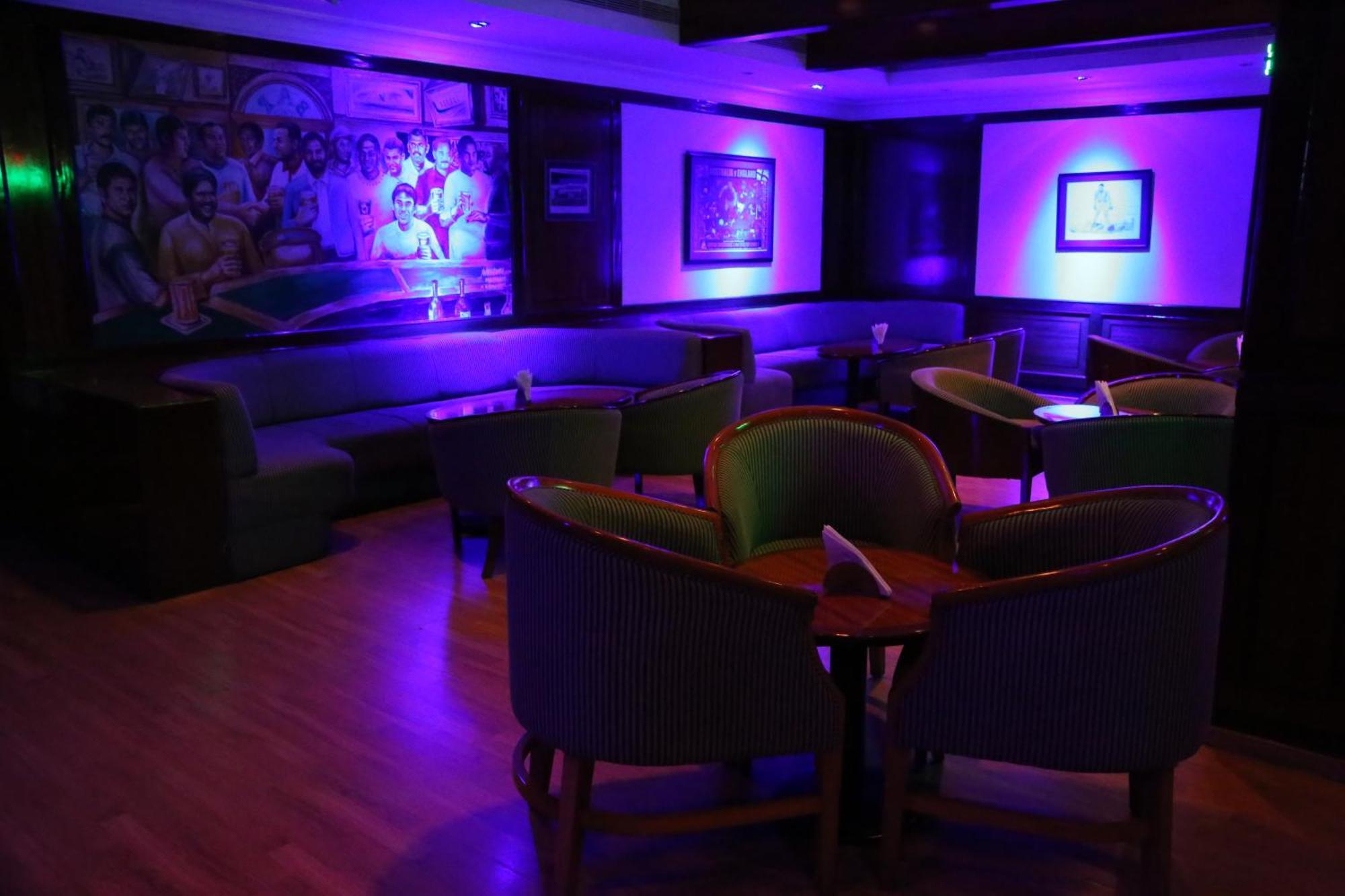 Hotel Gokulam Park Kochi Exterior foto